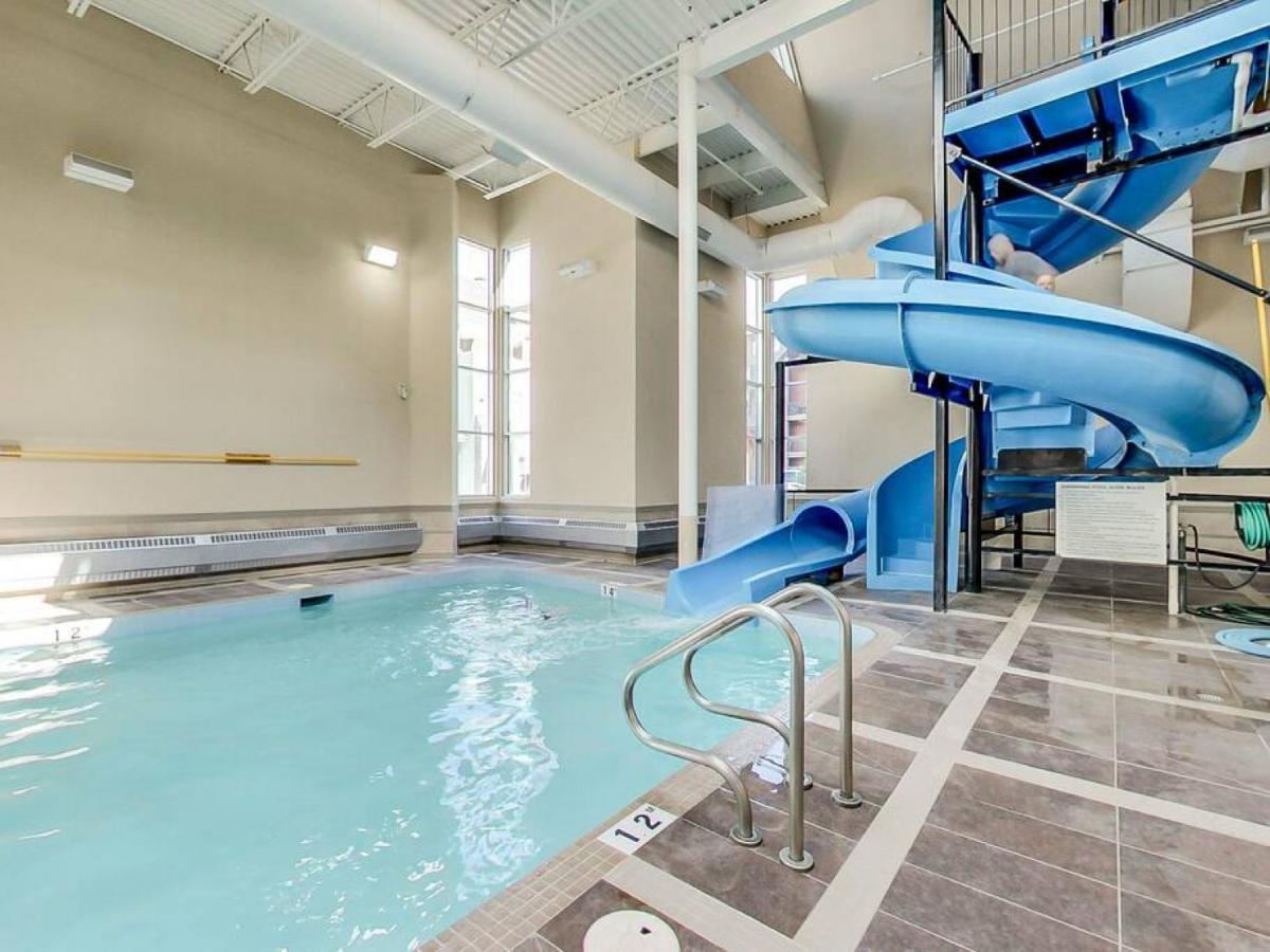 Nature'S Nook By Instant Suites Pool & Hottub Canmore Zewnętrze zdjęcie